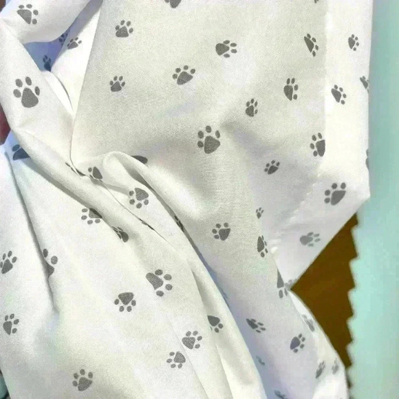 84” Semi Sheer Kids Window Curtains White Gray Paw Print 2 Panels Polyester - Picture 4 of 5